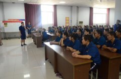 花布車間開展月度總結 細數(shù)精益生產(chǎn)