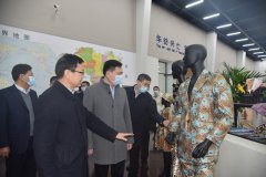 市、區(qū)領(lǐng)導(dǎo)一行蒞臨公司調(diào)研指導(dǎo)